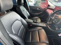 MERCEDES-BENZ GLA CLASS