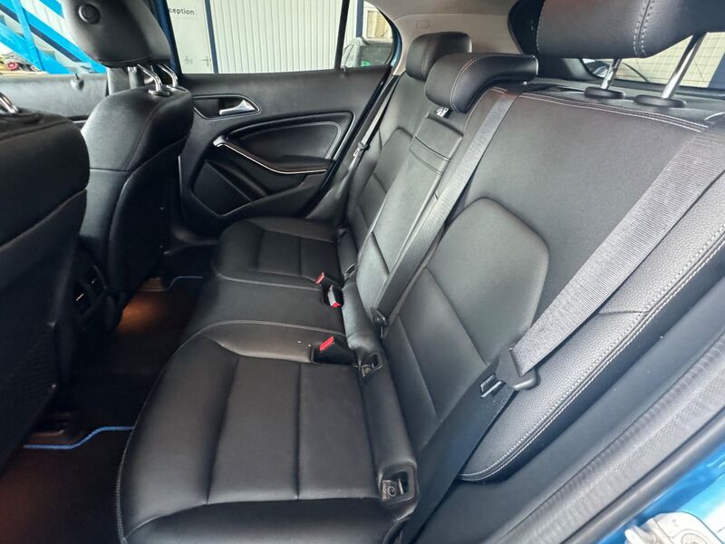 MERCEDES-BENZ GLA CLASS