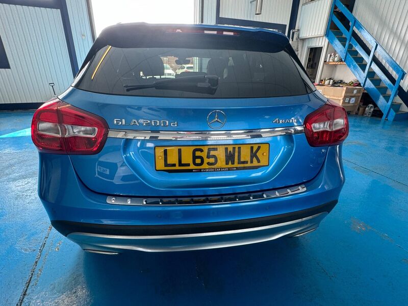 MERCEDES-BENZ GLA CLASS