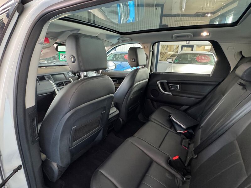 LAND ROVER DISCOVERY SPORT