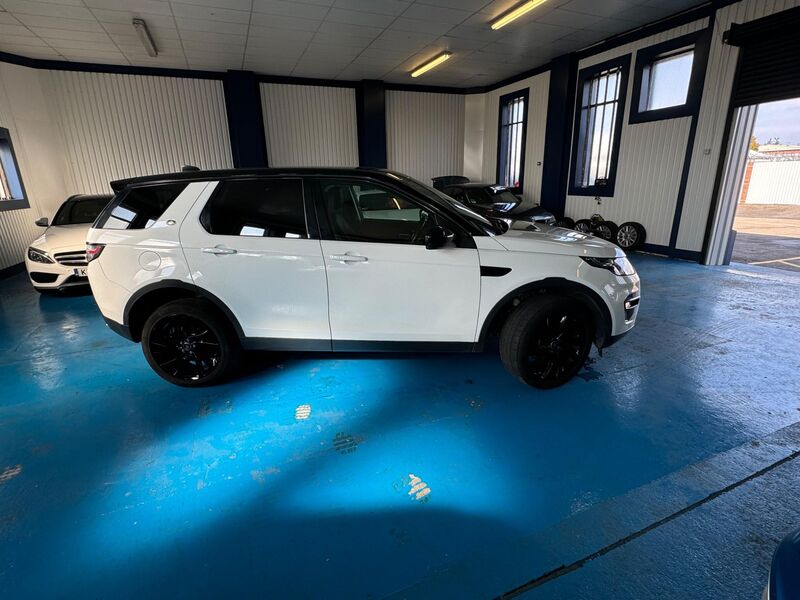LAND ROVER DISCOVERY SPORT