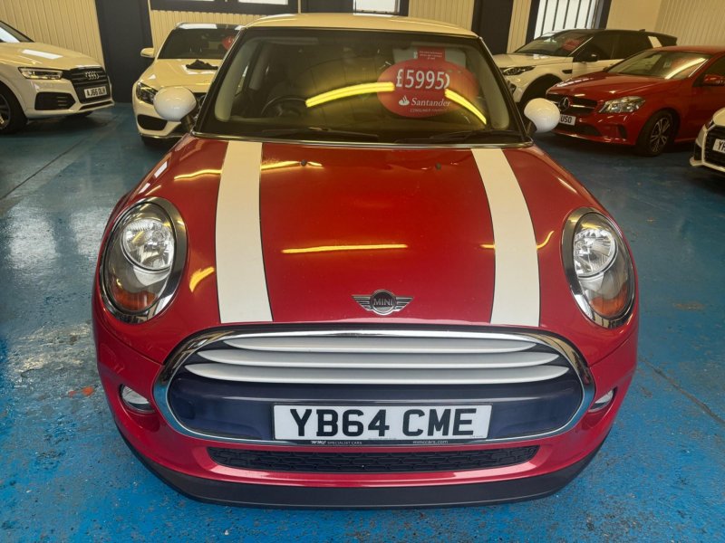 MINI HATCH