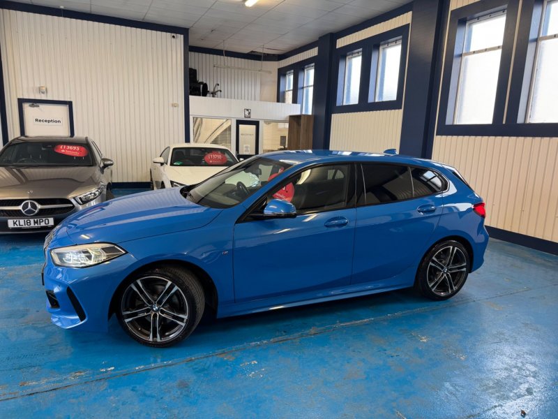 BMW 1 SERIES