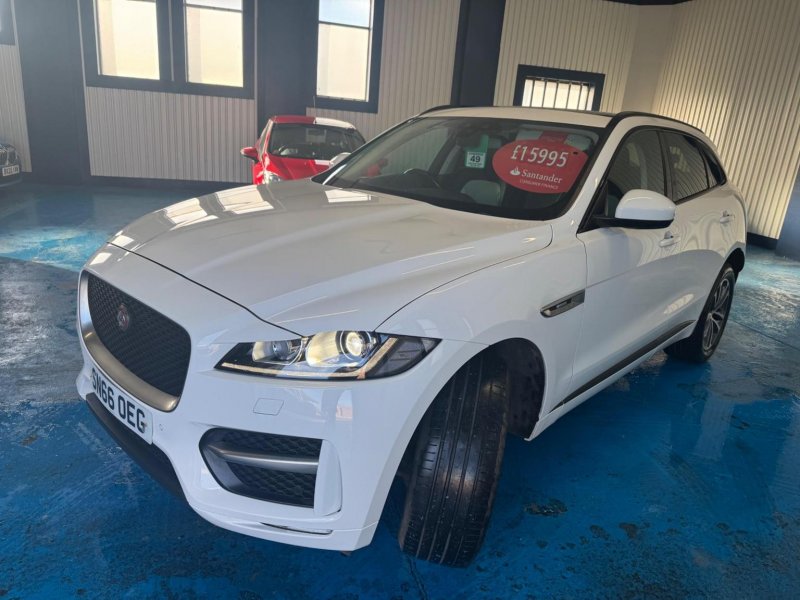 JAGUAR F-PACE